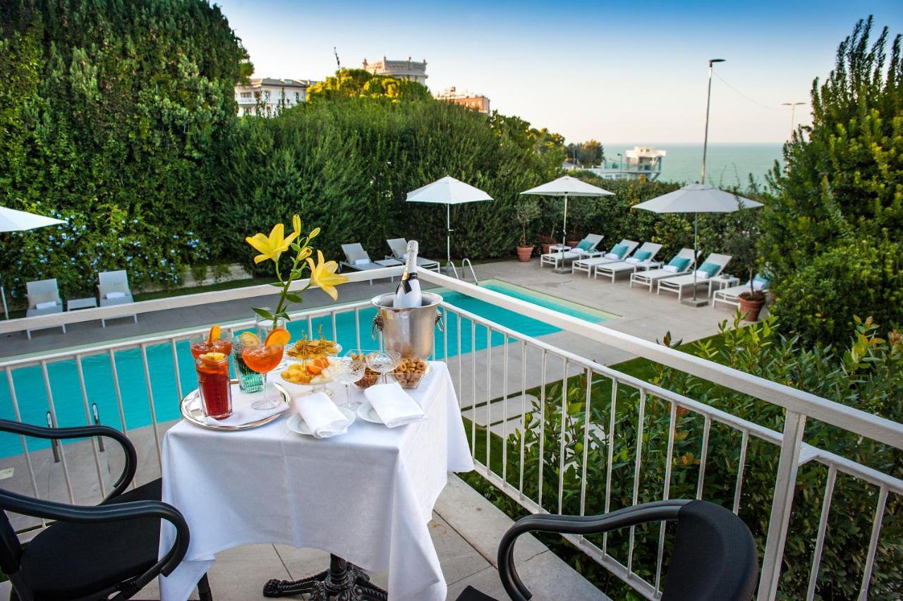 Grand Hotel Passetto Анкона Экстерьер фото